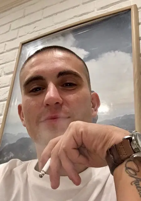 Денис из Тюмени, ищу на сайте знакомства на одну ночь