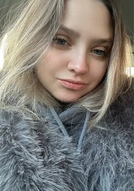 Я Виктория, 31, знакомлюсь для вирта в Санкт-Петербурге