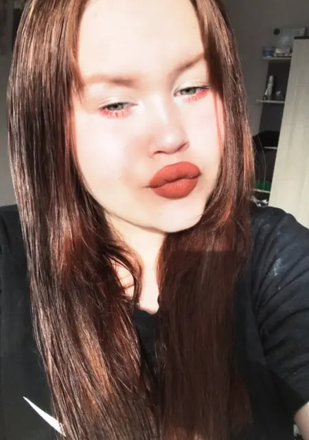 Я Анастасия, 19, знакомлюсь для дружбы в Ульяновске