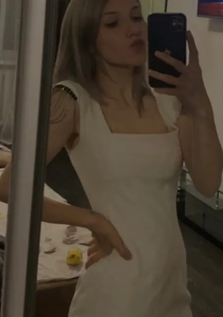 Кристина из Южно-Сахалинска, мне 22, познакомлюсь на одну ночь