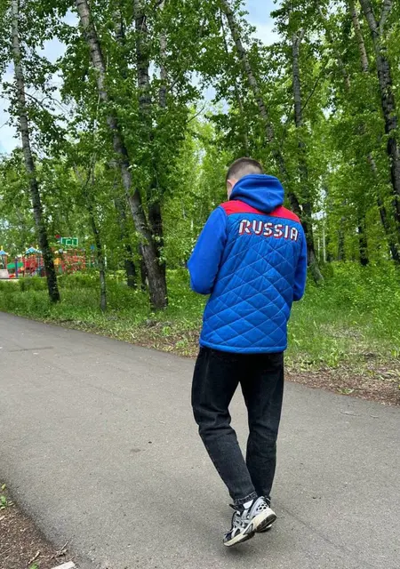 Никита из Калининграда, мне 20, познакомлюсь для постоянных отношений