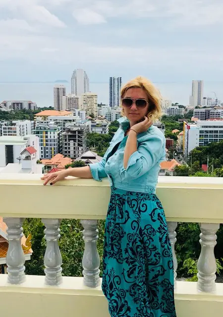 Я Кристина, 45, из Москвы, ищу знакомство для общения