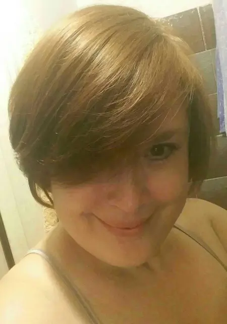 Я Алена, 34, знакомлюсь без обязательств в Железноводске