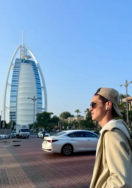 Ильяс из Москвы, ищу на сайте приятное времяпровождение