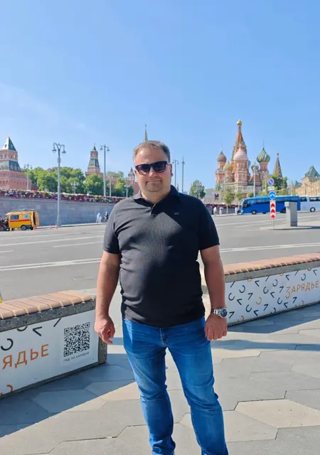 Николай из Нового Уренгоя, ищу на сайте знакомства на одну ночь