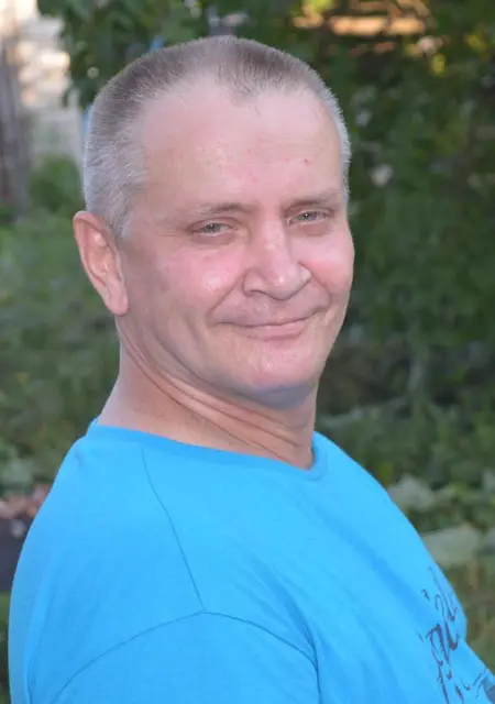 Эдуард из Тамбова, ищу на сайте знакомства без обязательств