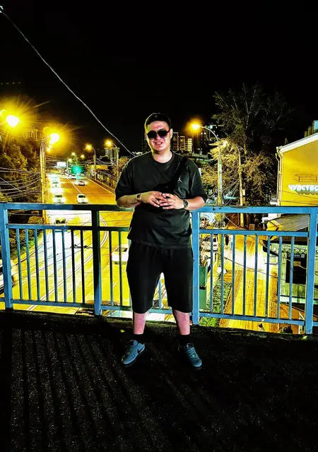 Я Vladimir, 21, знакомлюсь без обязательств в Иркутске