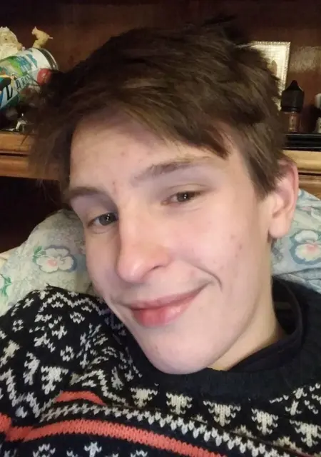 Я Чивапчич, 22, из Лангепаса, ищу знакомства на одну ночь