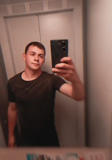 Я Maks, 22, знакомлюсь для открытые отношения в Тюмени