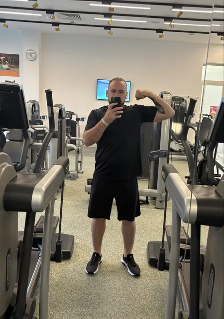 Александр из Серпухова, ищу на сайте знакомства на одну ночь