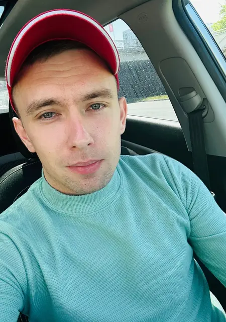 Ренат из Набережных Челнов, мне 30, познакомлюсь для общения