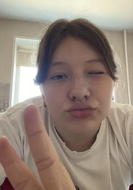 Мария из Уссурийска, мне 25, познакомлюсь без обязательств