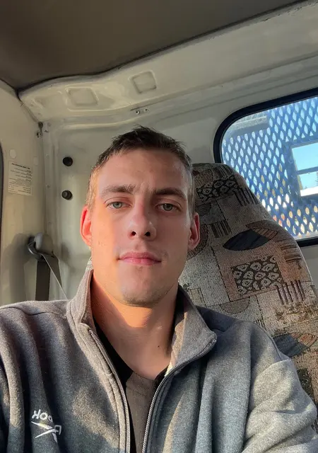 Я Ким, 31, из Ялты, ищу знакомство для открытые отношения