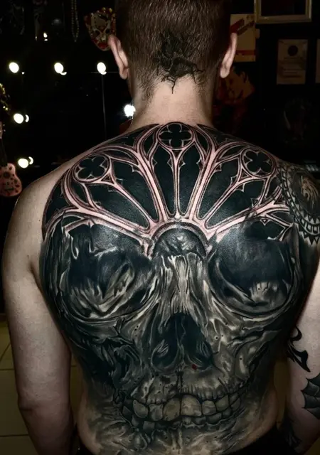 Денис из Воркуты, мне 25, познакомлюсь для дружбы