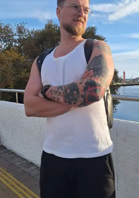 Роман из Коммунарки, ищу на сайте знакомства на одну ночь