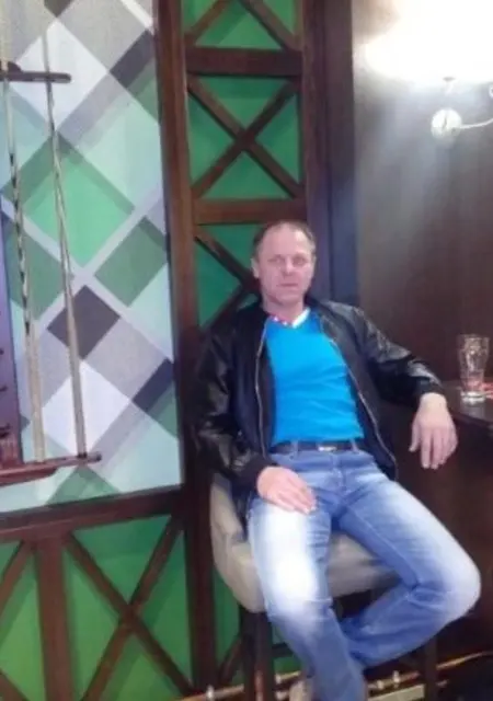 Иван из Красноярска, мне 57, познакомлюсь без обязательств