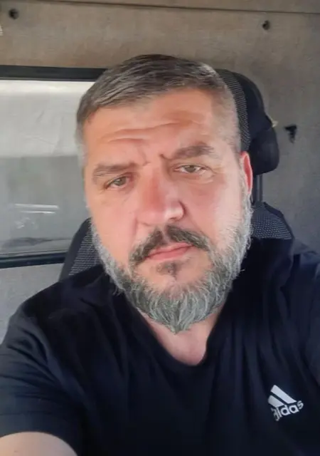 Я Эдуард, 40, из Новосибирска, ищу знакомство для совместных путешествий