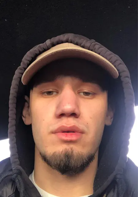 Марк из Тюмени, мне 30, познакомлюсь для общения