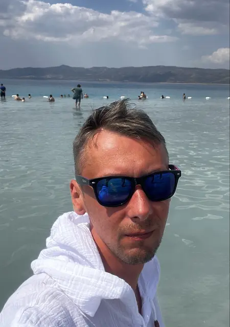 Я Александр, 39, знакомлюсь для общения в Москве