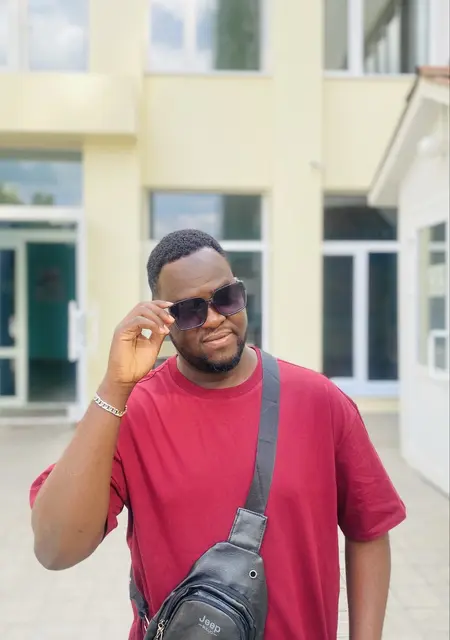 Я Fadil, 28, из Белгорода, ищу знакомство для вирта