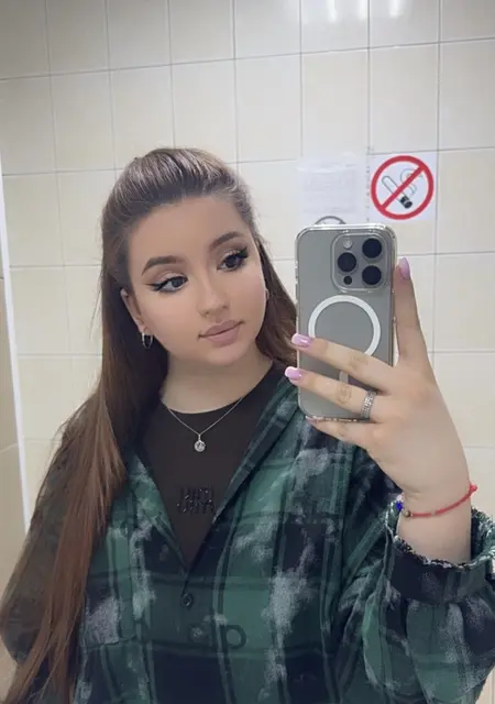 Я Вероника, 20, знакомлюсь для общения в Москве
