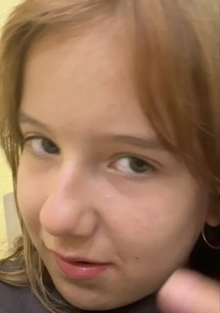 Анастасия из Симферополя, мне 24, познакомлюсь для постоянных отношений