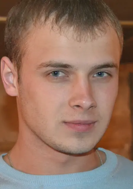 Я Андрей, 34, знакомлюсь без обязательств в Москве