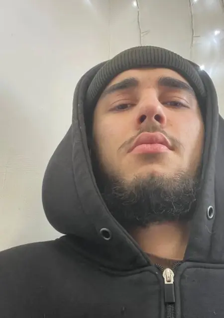 Я Эль, 19, из Тамани, ищу знакомство для постоянных отношений