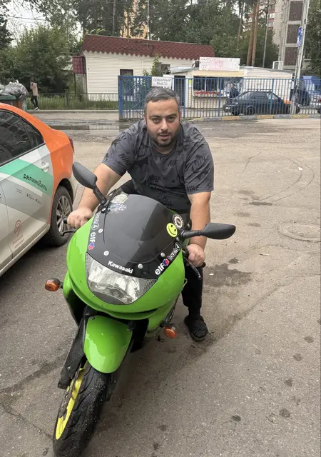 Я Sargis, 36, из Тольятти, ищу знакомство для общения