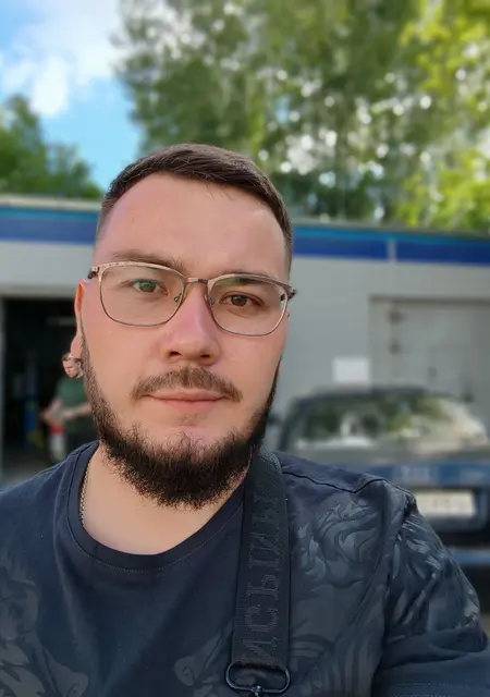 Ренат из Салехарда, ищу на сайте открытые отношения