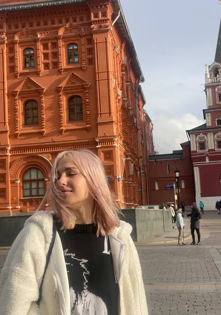 Алиса из Ростова-на-Дону, ищу на сайте дружбу