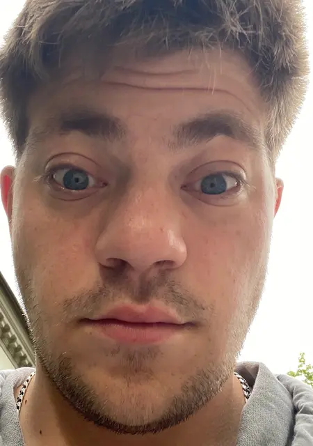 Дмитрий из Калининграда, ищу на сайте знакомства без обязательств