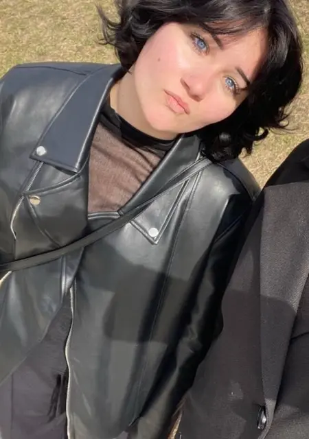 Я Dikost, 18, из Екатеринбурга, ищу знакомство для общения