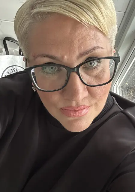 Я Екатерина, 52, из Москвы, ищу знакомство для приятного времяпровождения