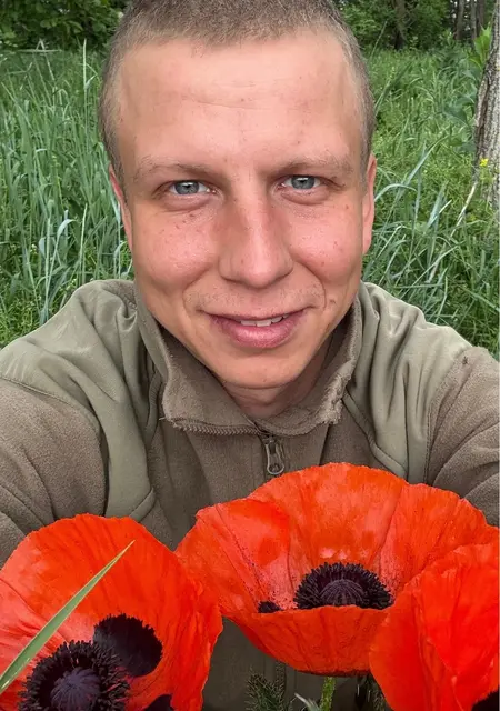 Илья из Санкт-Петербурга, ищу на сайте постоянные отношения