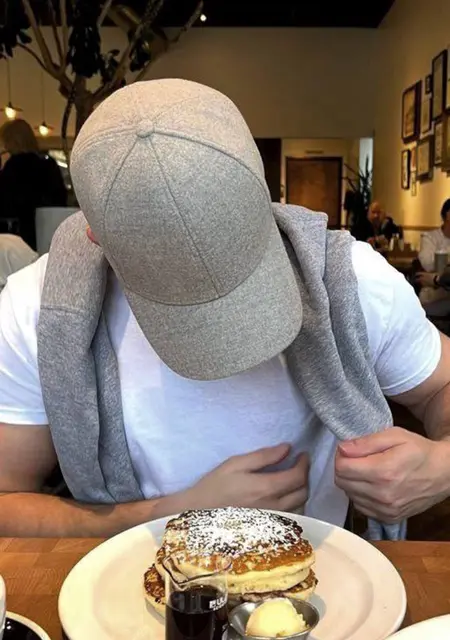 Я Джек Эркерт, 18, знакомлюсь на одну ночь в Нальчике