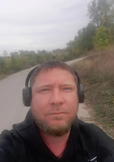 Николас из Ильского, ищу на сайте знакомства на одну ночь