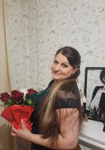 Я Кристина, 38, из Сочи, ищу знакомство для постоянных отношений