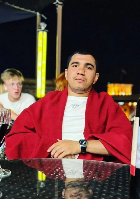 Руслан из Новосибирска, мне 29, познакомлюсь на одну ночь