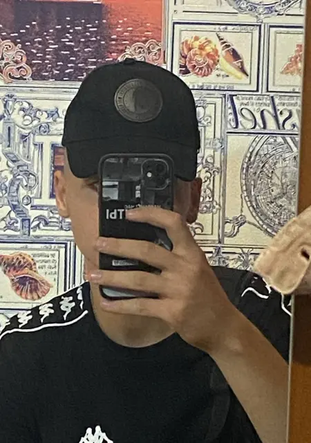 Я No Name, 20, знакомлюсь без обязательств в Санкт-Петербурге