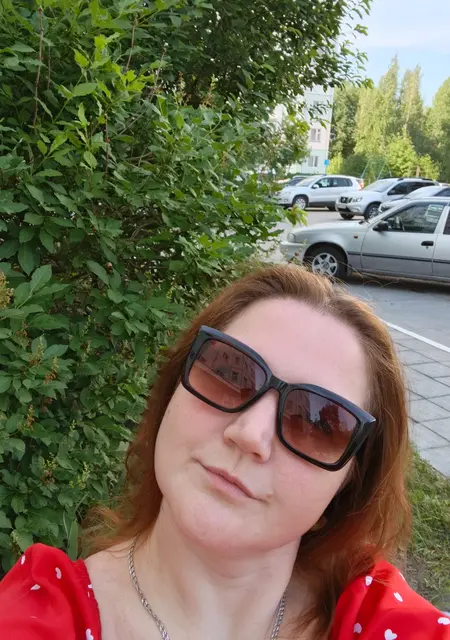 Я Надежда, 38, из Екатеринбурга, ищу знакомство для приятного времяпровождения