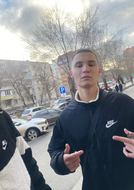 Я Sasha, 20, знакомлюсь на одну ночь в Волгограде