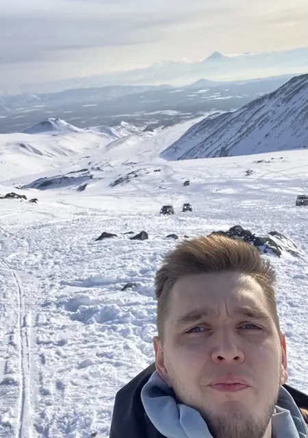 Я Максим, 24, знакомлюсь на одну ночь в Петропавловске-Камчатском