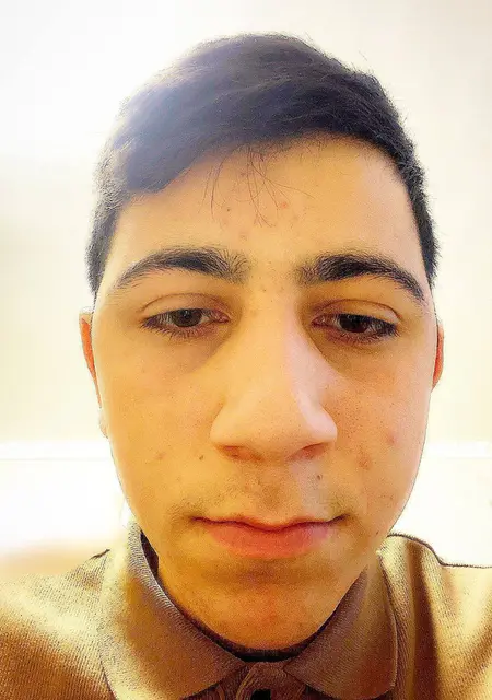 Я Гаро, 25, из Салаира, ищу знакомства на одну ночь