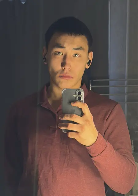 Я Артем, 20, знакомлюсь без обязательств в Москве