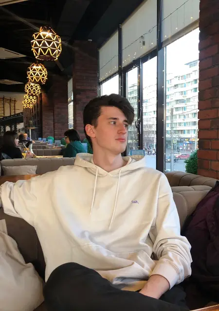 Я Вадим, 21, знакомлюсь без обязательств в Волгограде