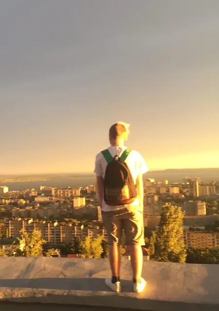 Антон из Мурманска, мне 21, познакомлюсь без обязательств