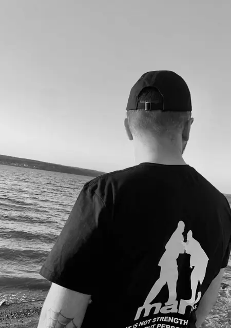 Максим из Набережных Челнов, ищу на сайте постоянные отношения