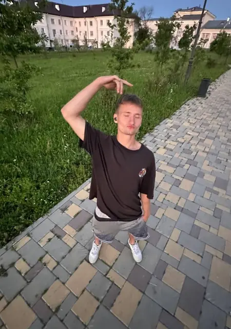 Михаил из Полевского, ищу на сайте знакомства на одну ночь