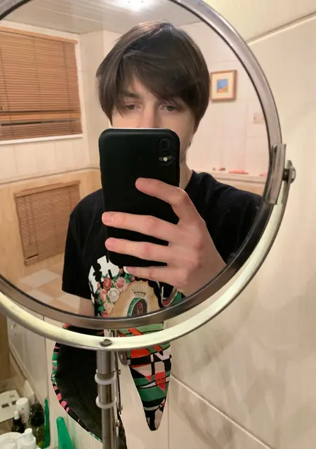 Патриарх из Архангельска, мне 21, познакомлюсь на одну ночь